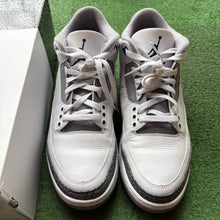 Load image into Gallery viewer, Jordan Midnight Navy 3s Size 12
