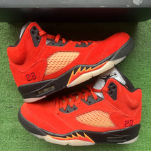 Load image into Gallery viewer, Jordan Dunk On Mars 5s Size 11.5W/10M
