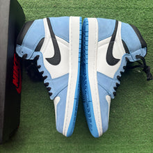 Load image into Gallery viewer, Jordan University Blue 1s Size 9.5
