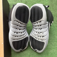 Load image into Gallery viewer, Jordan Baron 12s Size 9
