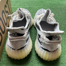 Load image into Gallery viewer, Yeezy Zebra 350 V2s Size 8.5
