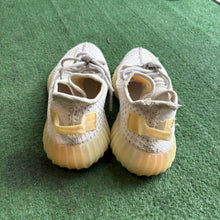 Load image into Gallery viewer, Yeezy Light Boost 350 V2s Size 7
