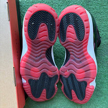 Load image into Gallery viewer, Jordan Bred Low 11s Size 10.5
