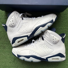 Load image into Gallery viewer, Jordan Midnight Navy 6s Size 10.5
