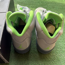 Load image into Gallery viewer, Jordan Green Bean 5s Size 7Y
