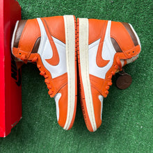 Load image into Gallery viewer, Jordan Starfish 1s Size 12W/10.5M
