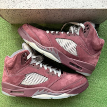 Load image into Gallery viewer, Jordan Burgundy 5s Size 11
