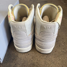 Load image into Gallery viewer, Jordan Union 2s Size 8
