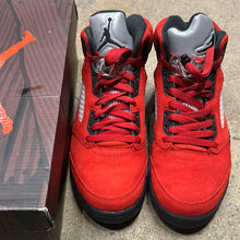 Load image into Gallery viewer, Jordan Raging Bull 5s Size 9.5
