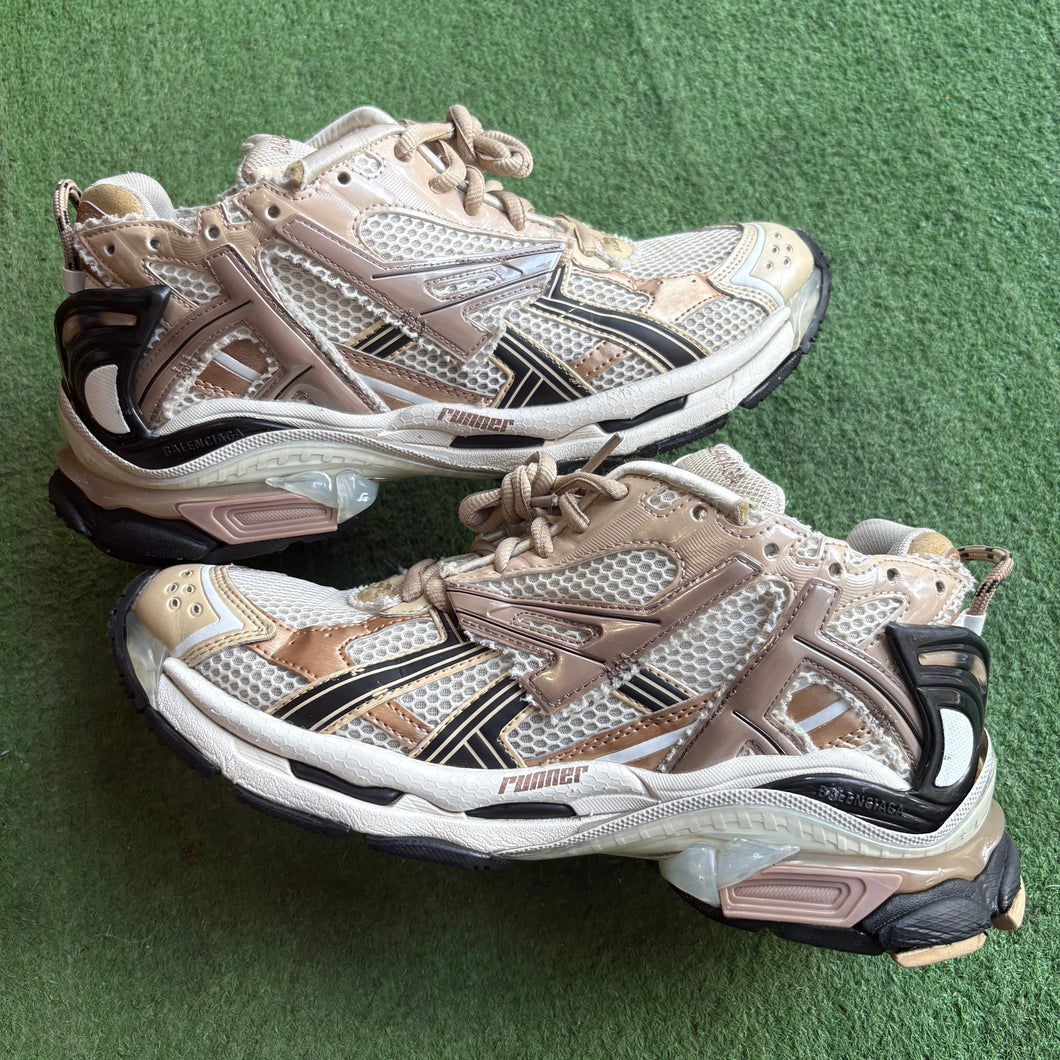 Balenciaga Runners Size 43