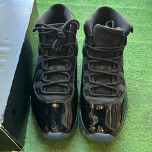 Load image into Gallery viewer, Jordan Cap and Gown 11s Size 12

