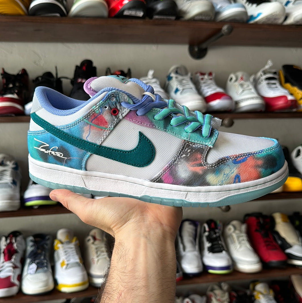 Nike SB Futura LBA Low Dunks