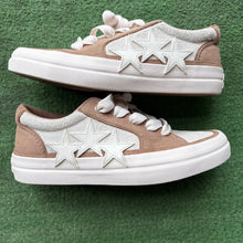 Load image into Gallery viewer, Amiri Star Lows Size 11
