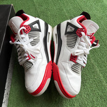 Load image into Gallery viewer, Jordan Fire Red 4s Size 9.5

