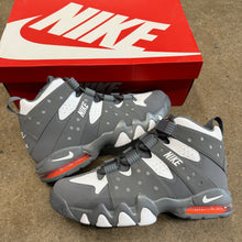 Load image into Gallery viewer, Nike CB’94s Size 10.5
