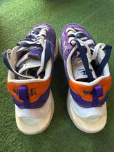 Load image into Gallery viewer, Nike Dark Iris Vaporwaffles Size 9

