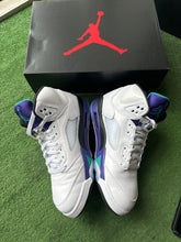 Load image into Gallery viewer, 2025 Jordan Grape 5s Size 9.5

