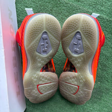 Load image into Gallery viewer, 2012 Nike LeBron Big Bang 9s Size 10
