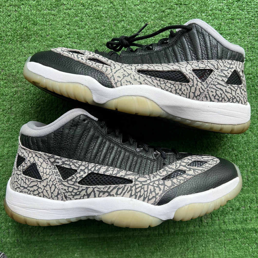 Jordan Black Cement Low 11s Size 10.5