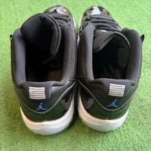 Load image into Gallery viewer, Jordan Space Jam 11 Lows Size 13
