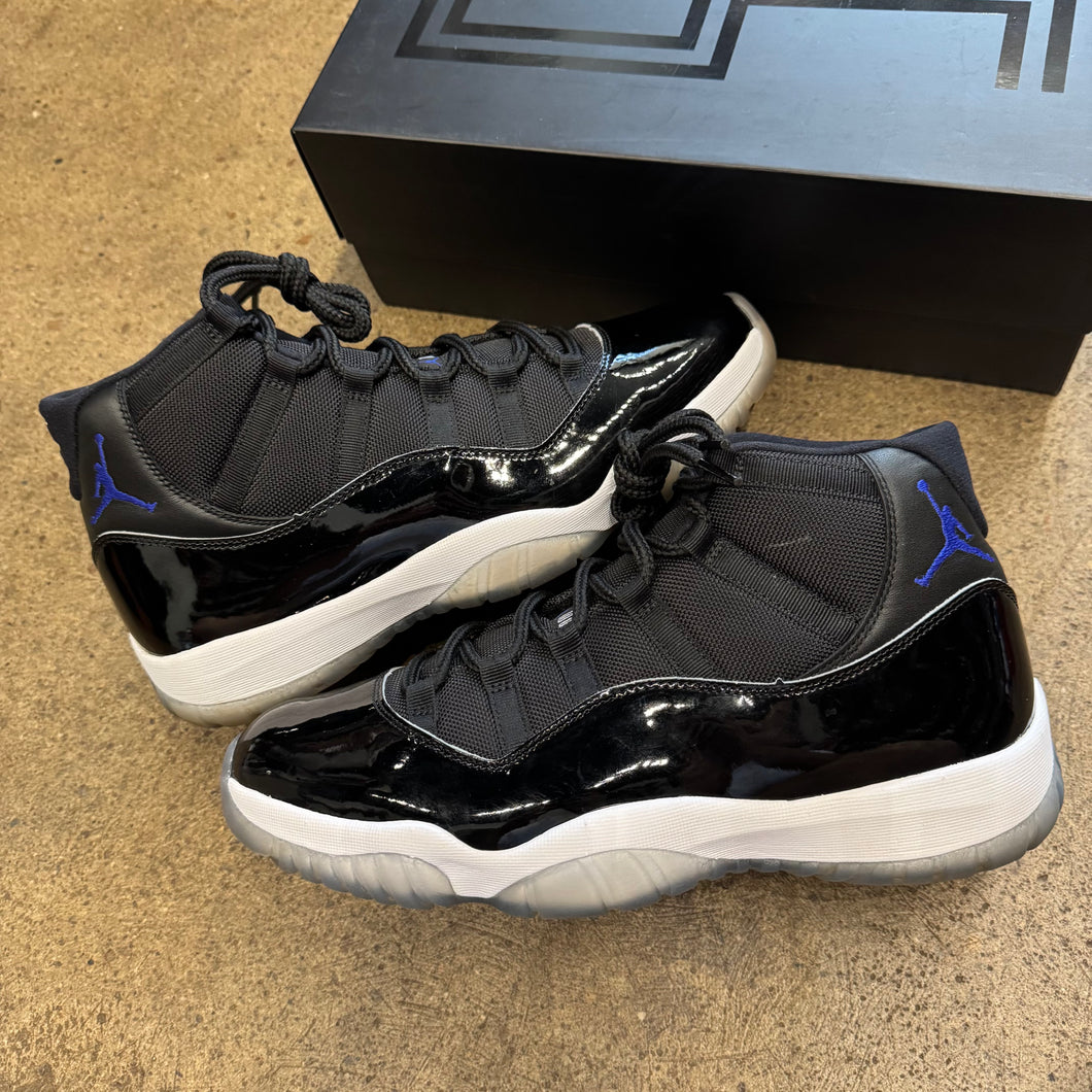 Jordan Space Jam 11s Size 12