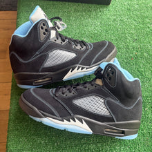 Load image into Gallery viewer, Jordan University Blue 5s Size 10
