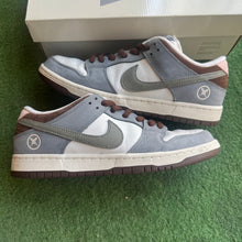 Load image into Gallery viewer, Nike Yuto Horigome SB Low Dunks Size 9.5
