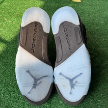 Load image into Gallery viewer, Jordan University Blue 5s Size 9
