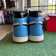 Load image into Gallery viewer, Jordan Fearless 1s Size 11

