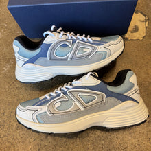 Load image into Gallery viewer, Dior B30s Size 40
