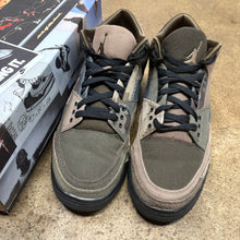 Load image into Gallery viewer, Jordan Patchwork Camo 3s Size 9.5
