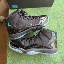 Load image into Gallery viewer, Jordan Gamma 11s Size 6.5Y
