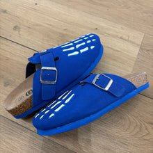 Load image into Gallery viewer, Octavious Marks Clogs Size 5/6

