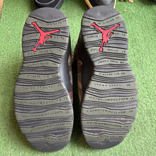 Load image into Gallery viewer, Jordan Camo 10s Size 8.5
