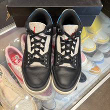 Load image into Gallery viewer, Jordan Rare Air 3s Size 9
