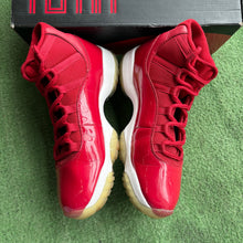Load image into Gallery viewer, Jordan Gym Red 11s Size 11
