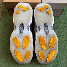 Load image into Gallery viewer, Nike NOCTA Glide Size 11
