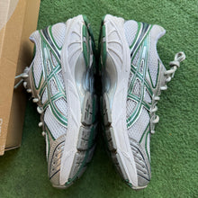 Load image into Gallery viewer, ASICS Shamrock Rock GT-2160s Size 8

