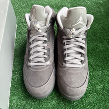 Load image into Gallery viewer, Jordan Wolf Grey 5s Size 9.5
