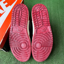 Load image into Gallery viewer, Jordan Lost and Found 1s Size 11

