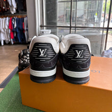 Load image into Gallery viewer, Louis Vuitton Trainers Size 11.5
