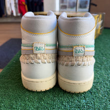 Load image into Gallery viewer, Jordan Union Bephies Beauty Supply 1s Size 8
