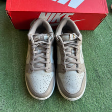 Load image into Gallery viewer, Nike Low Dunks Size 8W/6.5M

