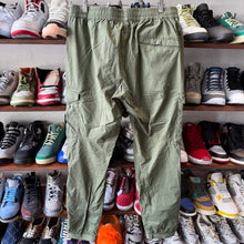 Load image into Gallery viewer, Stone Island Cargo Joggers Size 34
