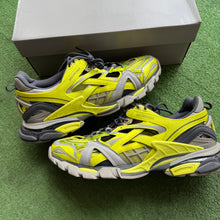 Load image into Gallery viewer, Balenciaga Track2s Size 47
