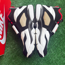 Load image into Gallery viewer, Nike 49ers Air Diamond Turfs Size 10.5
