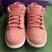 Load image into Gallery viewer, Nike SB Pink Pig Low Dunks Size 11.5
