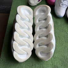 Load image into Gallery viewer, Versace Chain Reactions Size 45
