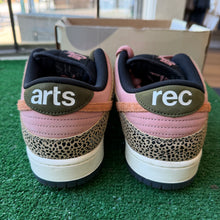 Load image into Gallery viewer, Nike SB Arts and Rec Low Dunks Size 12

