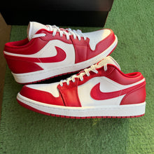 Load image into Gallery viewer, Jordan Gym Red Low 1s Size 8
